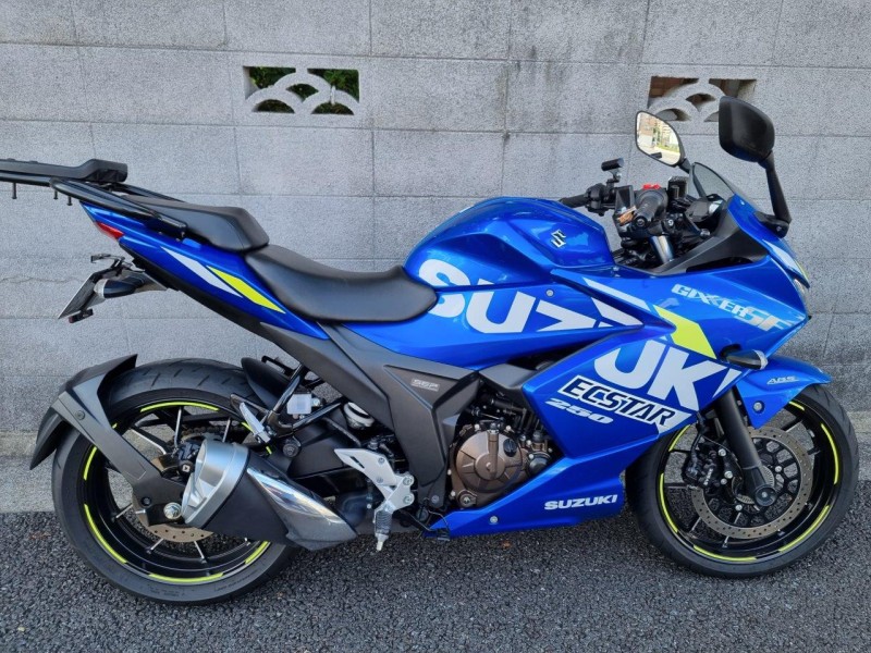 GSX250R GIXXER