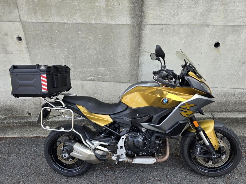 BMW F900XR